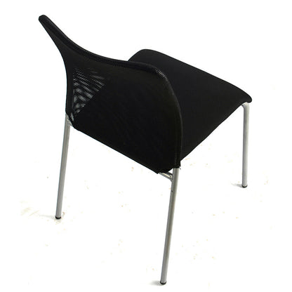 Breathable Mesh Office & Conference Chair Sleek Minimalist Design Sturdy Metal Legs for Workstations & Meeting Spaces